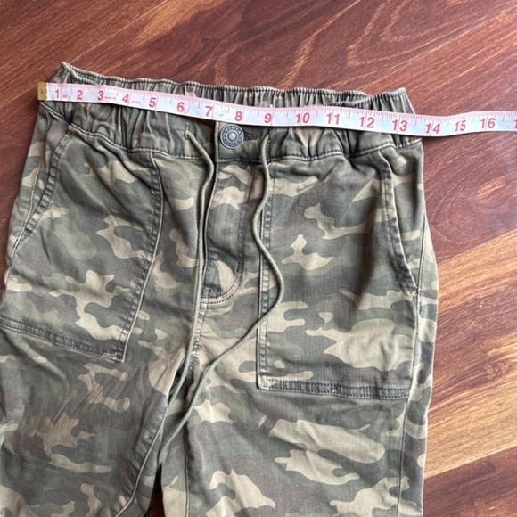 American Eagle Outfitters Camouflage Jogger Pants - Picture 8 of 10